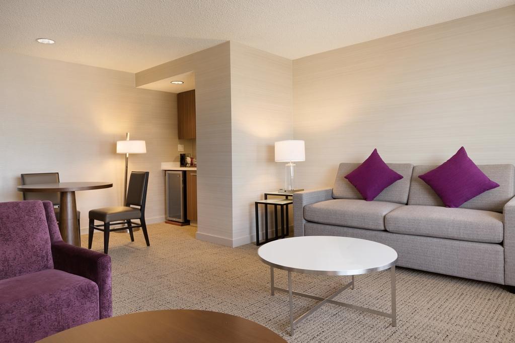 Coast Edmonton Plaza Hotel By Apa Cameră foto