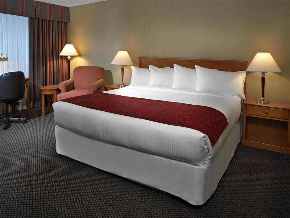 Coast Edmonton Plaza Hotel By Apa Cameră foto
